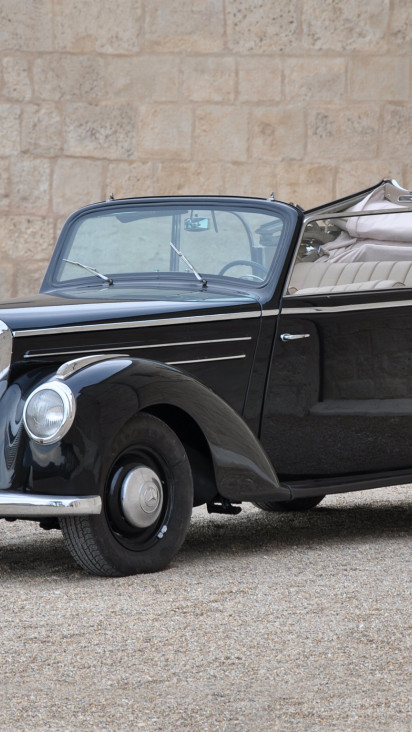 Mercedes-Benz 220 Cabriolet B (W187) '1951.jpg