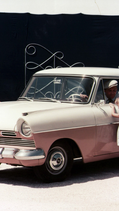 Ford Taunus 17M (P2) '1957–60.jpg