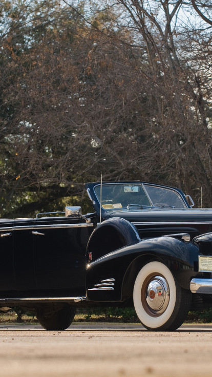 Cadillac V16 Presidential Convertible Limousine '1938.jpg