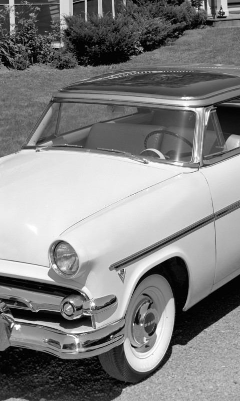 Ford Crestline Skyliner '1954.jpg