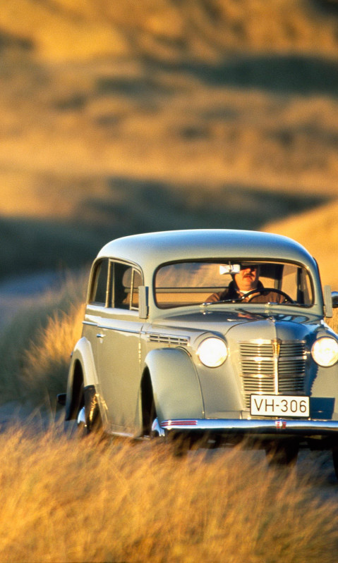 Opel Kadett 2-door Limousine (K38) '1937–40.jpg