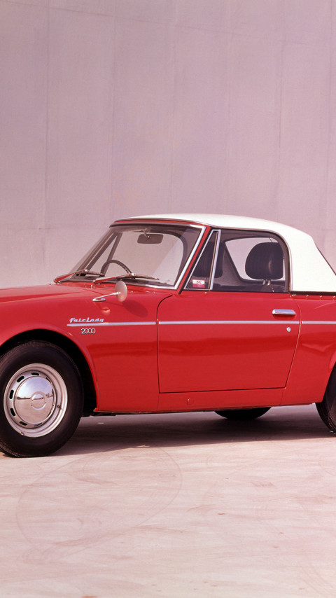 Datsun Fairlady 2000 (SR311) '1967–70.jpg