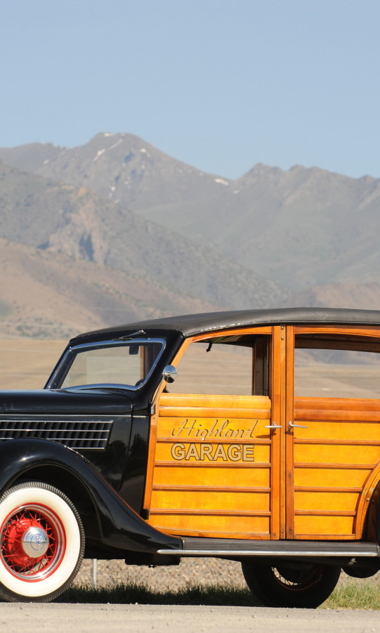 Ford V8 Deluxe Station Wagon (48) '1935.jpg