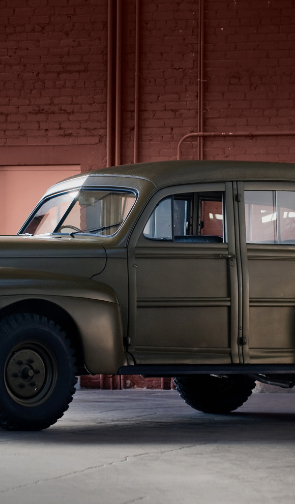 Ford C11 ADF Staff Car '1941.jpg