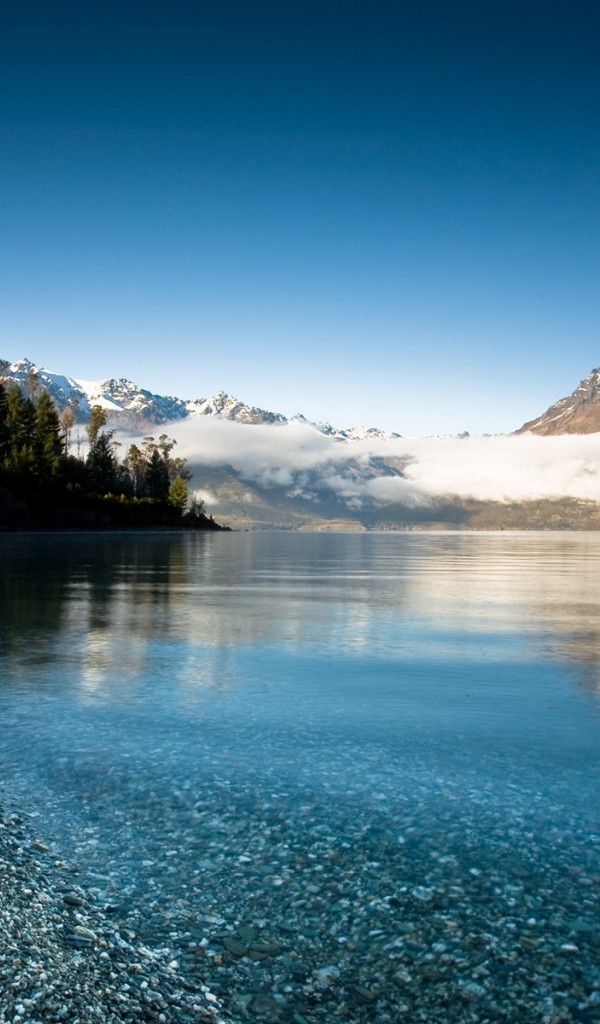 Ducks_bay_II, New Zealand.jpg