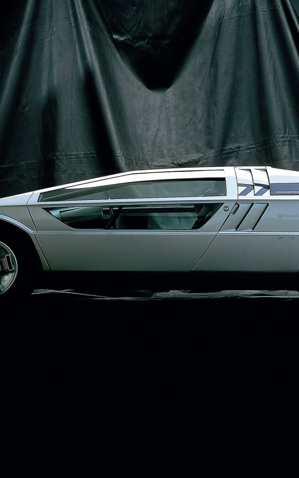 Maserati Boomerang '1972 дизайн ItalDesign.jpg