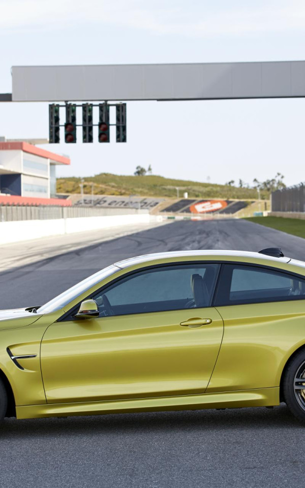BMW M4 Coupe 2015 1