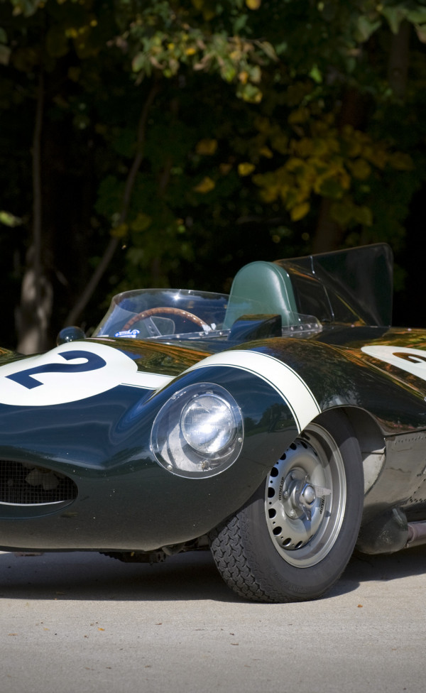 Jaguar D-Type '1954–57.jpg