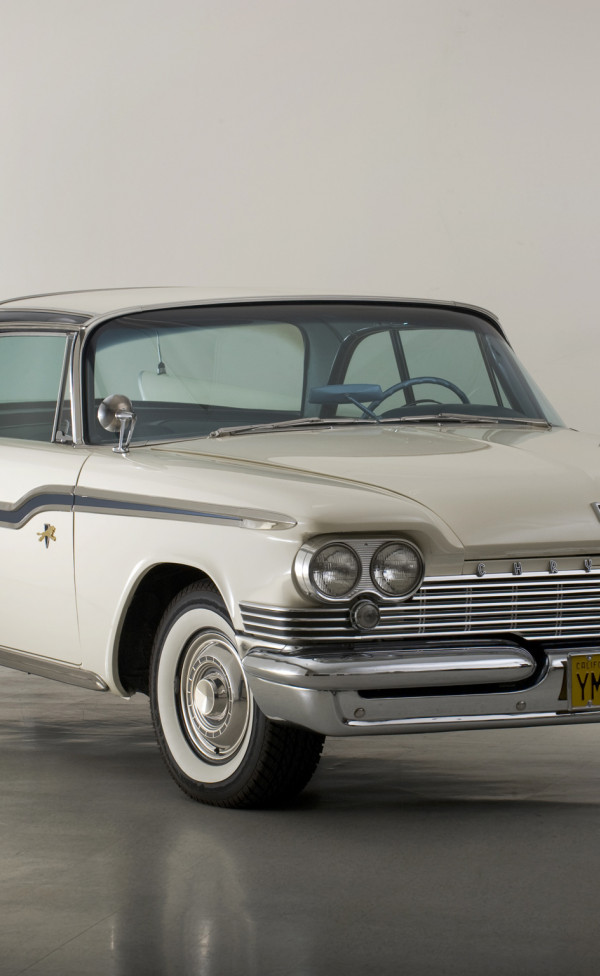 Chrysler Windsor 2-door Hardtop '1959.jpg