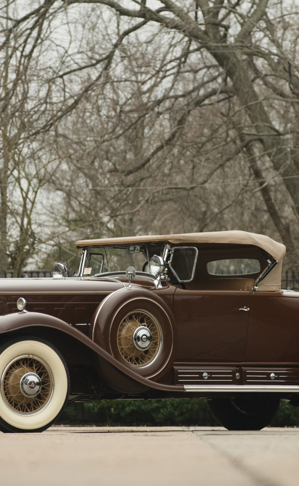 Cadillac V16 452 452-A Roadster by Fleetwood '1930–31.jpg