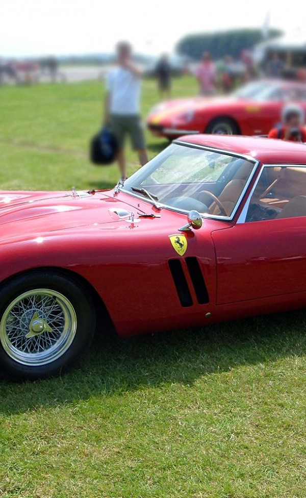Ferrari-250-GTO (1).jpg