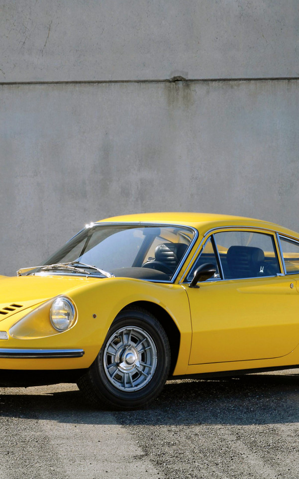 Ferrari Dino 206 GT '1968–69.jpg