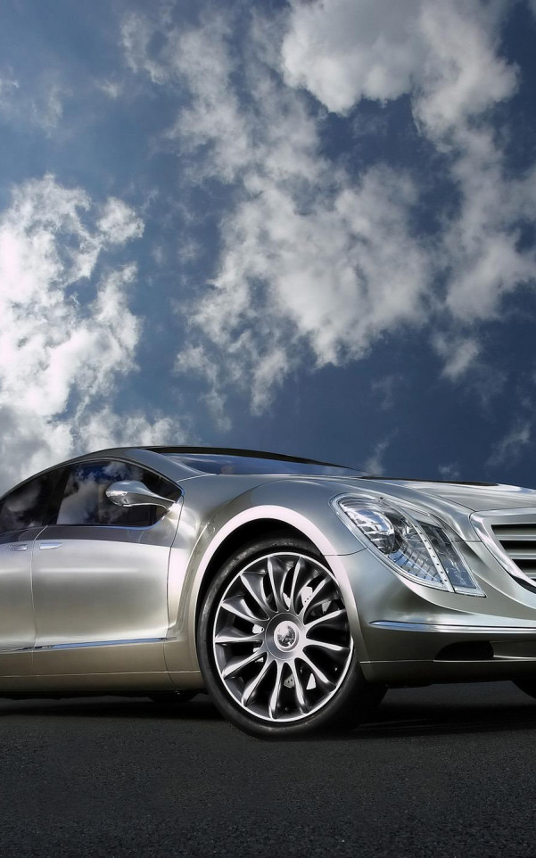 Windows_7_Background_-_Mercedes-Benz.jpg