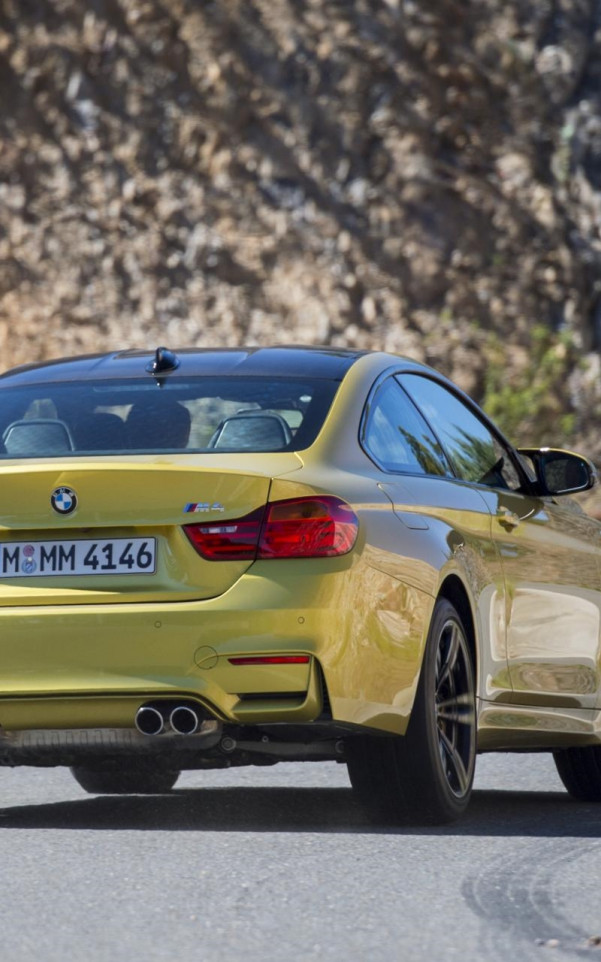 BMW M4 Coupe 2015 30