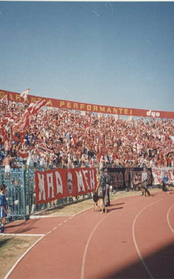 1999-Dinamo.jpg