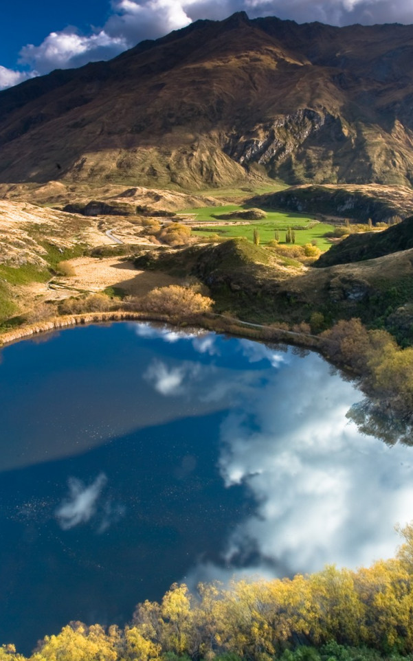 Heart_Lake, New Zealand.jpg