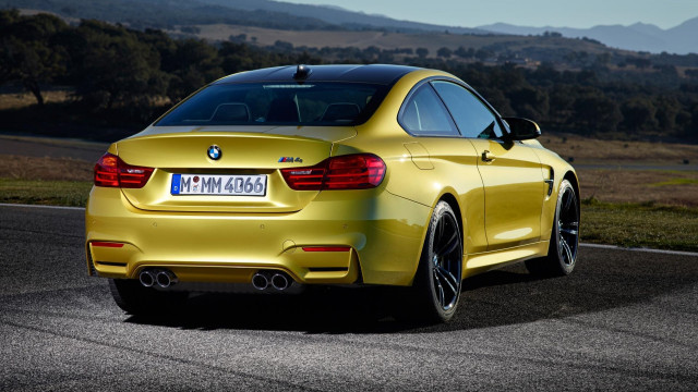 BMW M4 Coupe 2015 14