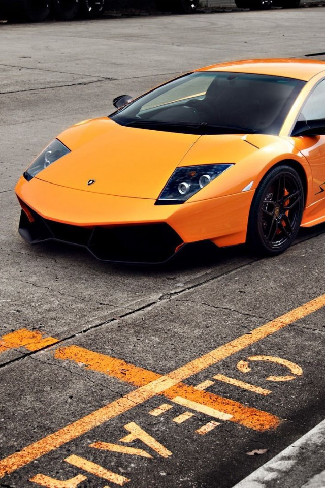 orange huracan