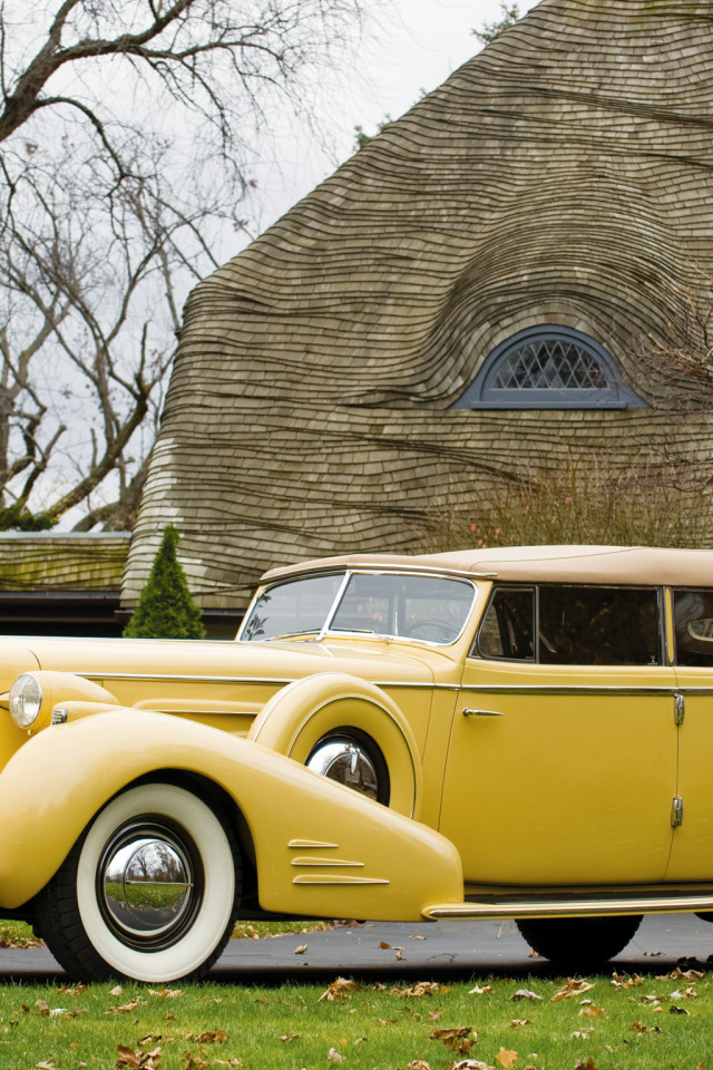 Cadillac V16 452-D Imperial Convertible Sedan '1935.jpg