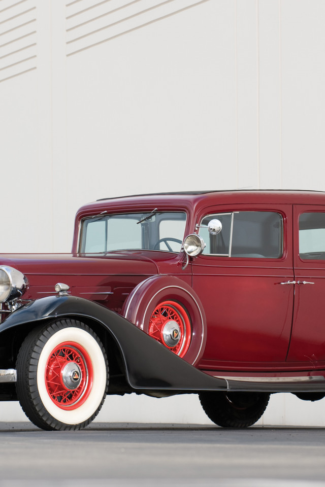 Cadillac V8 355-C Sedan '1933.jpg