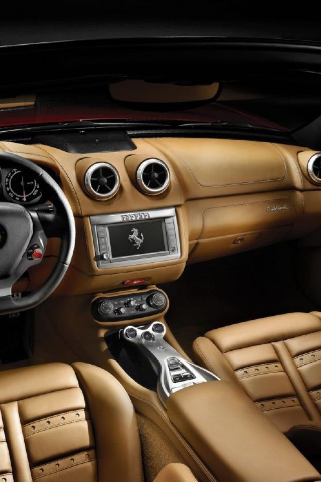 ferrari_california_26.jpg