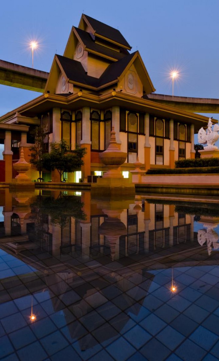 Bhumibol Bridge