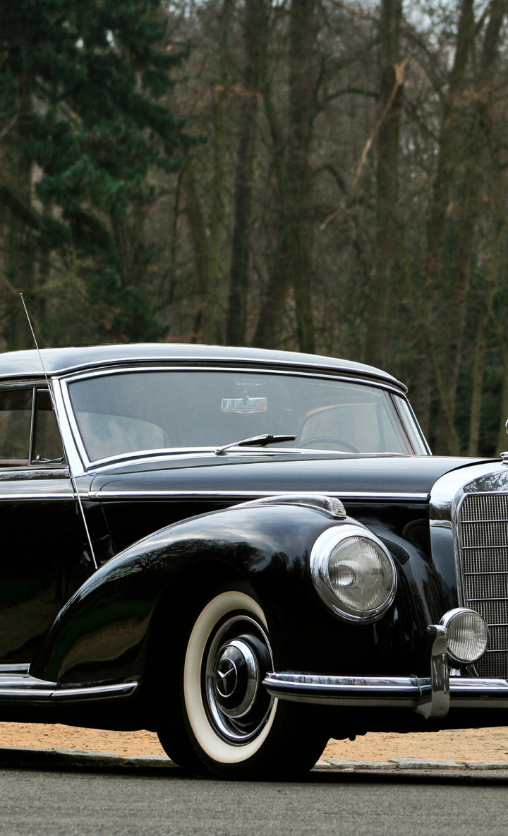 Mercedes-Benz 300S (W188) '1952–55.jpg