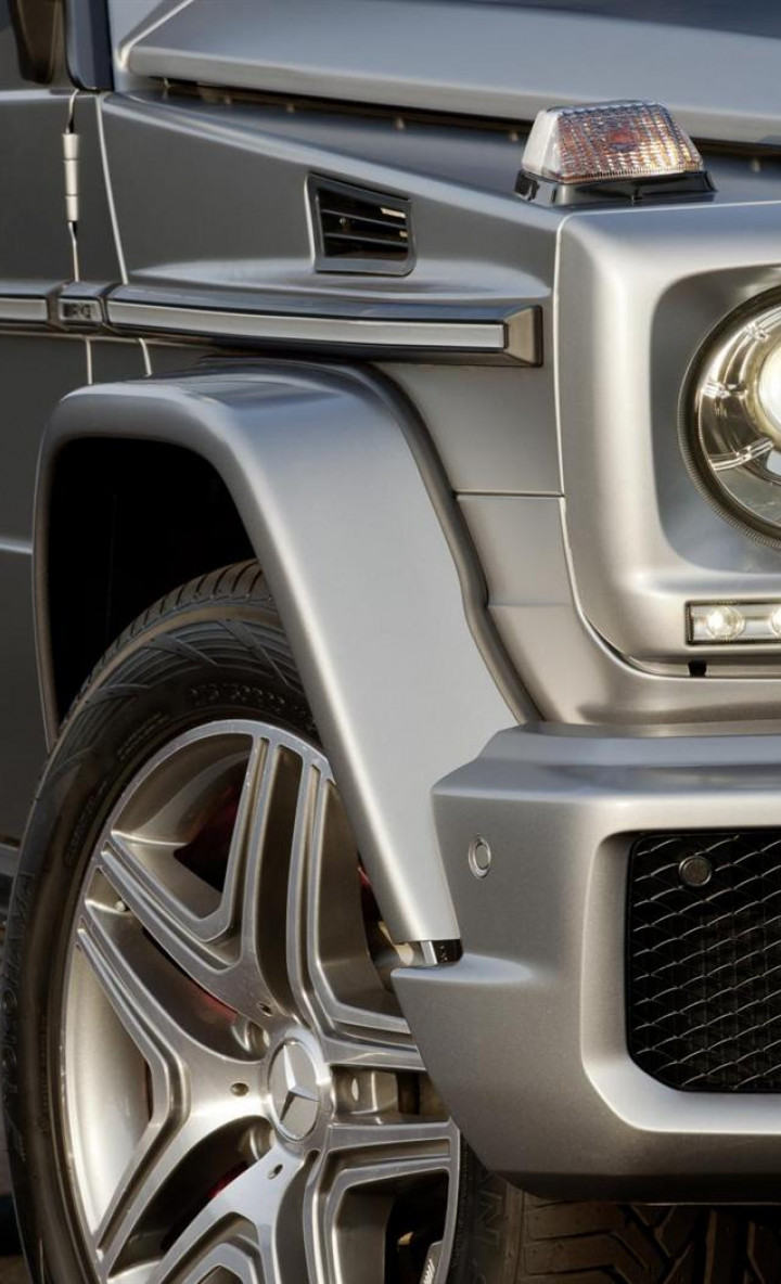 Mercedes Benz G, B Class AMG 62