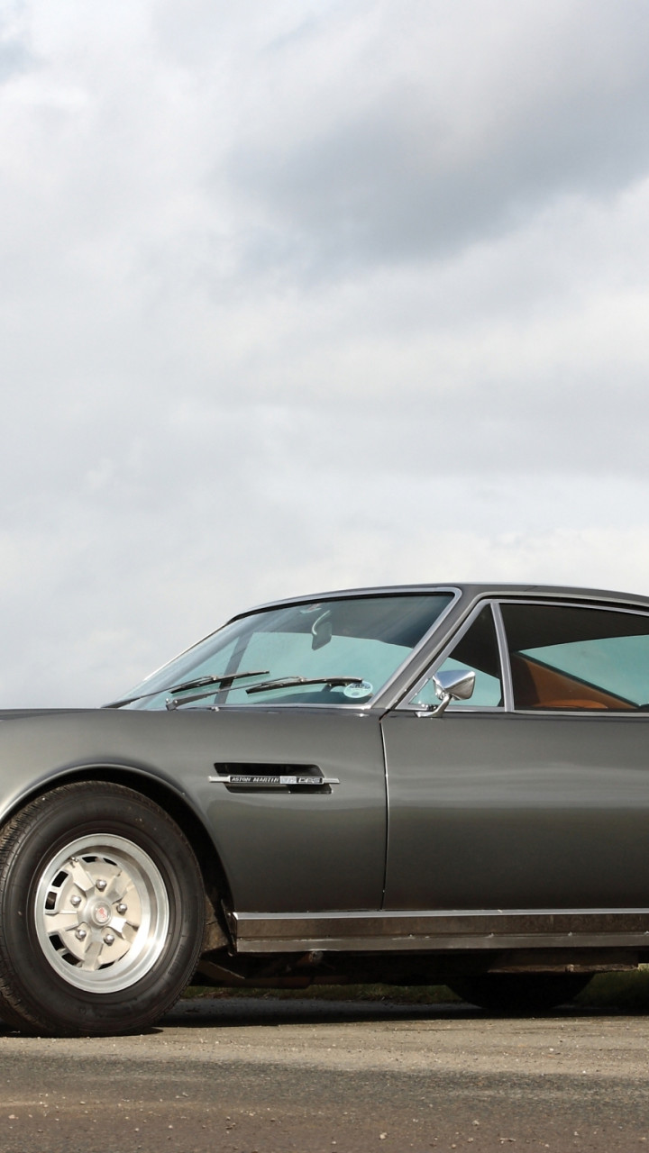 Aston Martin DBS '1967–72.jpg