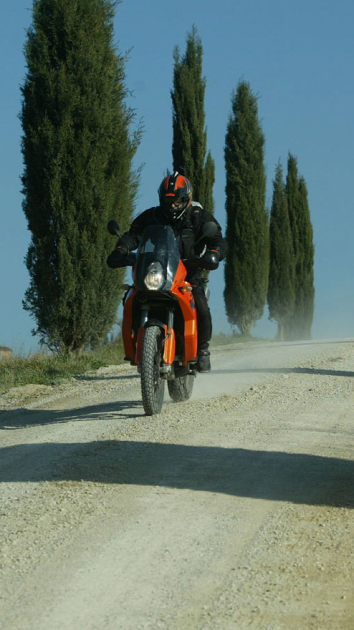 KTM_950_Adventure_S_2003_15_1440x900.jpg