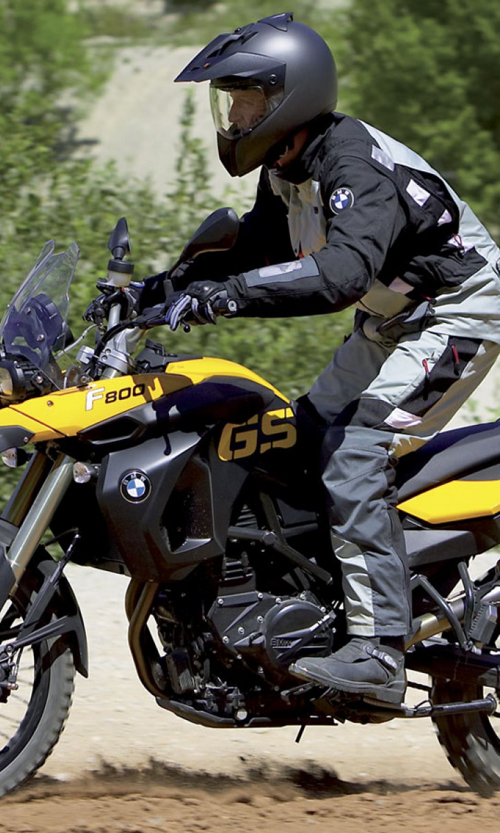 BMW_F650GS__2008_06_1440x900.jpg