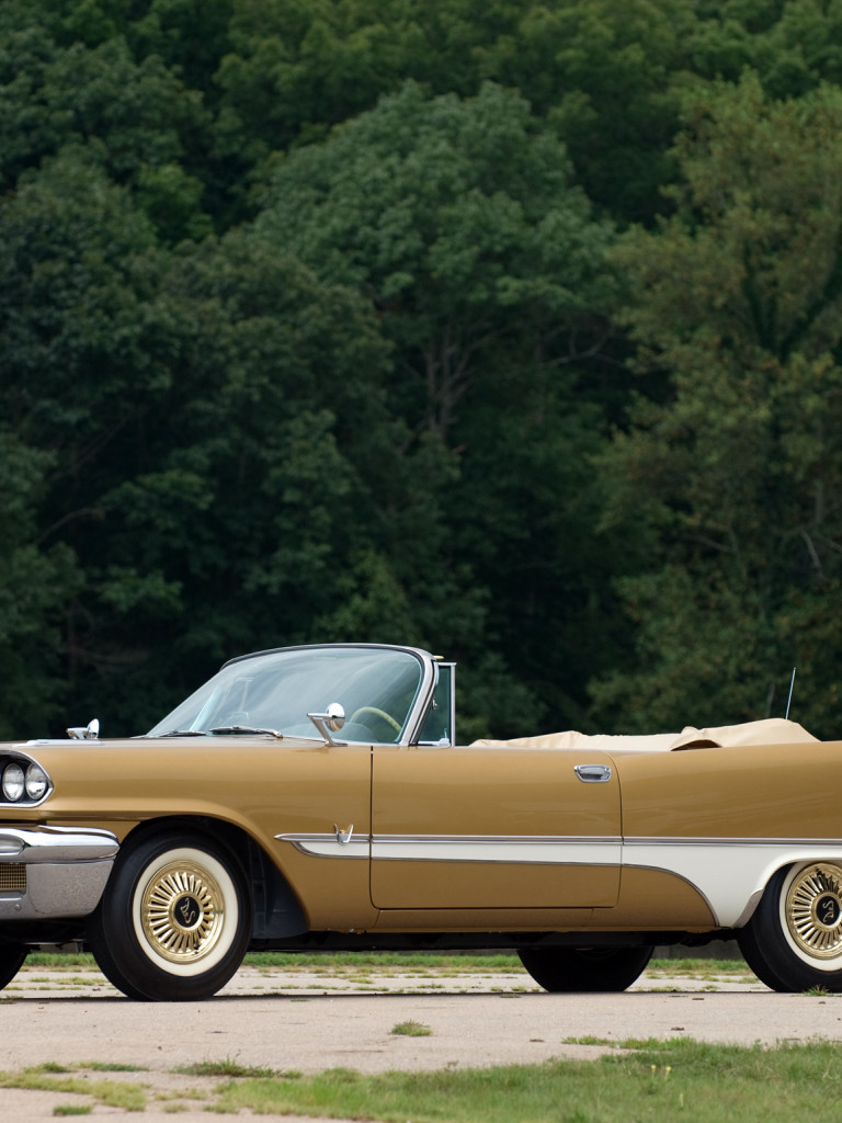 DeSoto Adventurer Convertible '1957.jpg