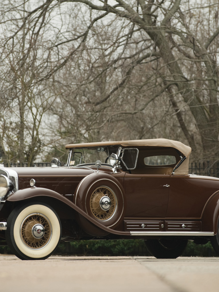 Cadillac V16 452 452-A Roadster by Fleetwood '1930–31.jpg