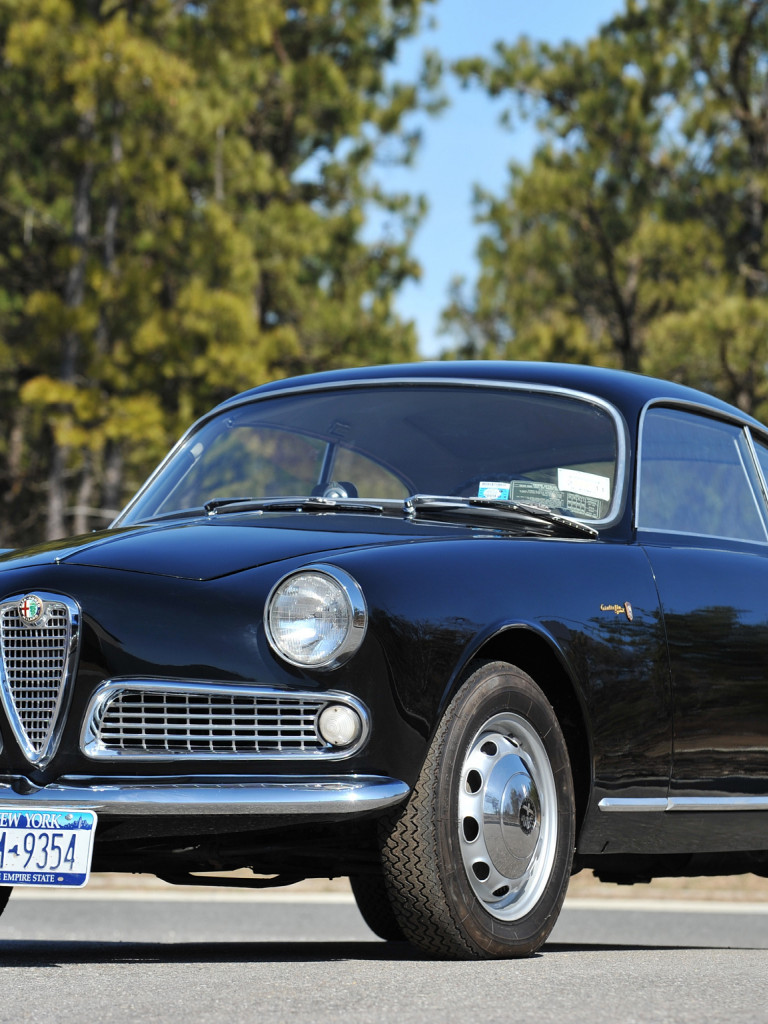 Alfa Romeo Giulietta Sprint '1954–65.jpg