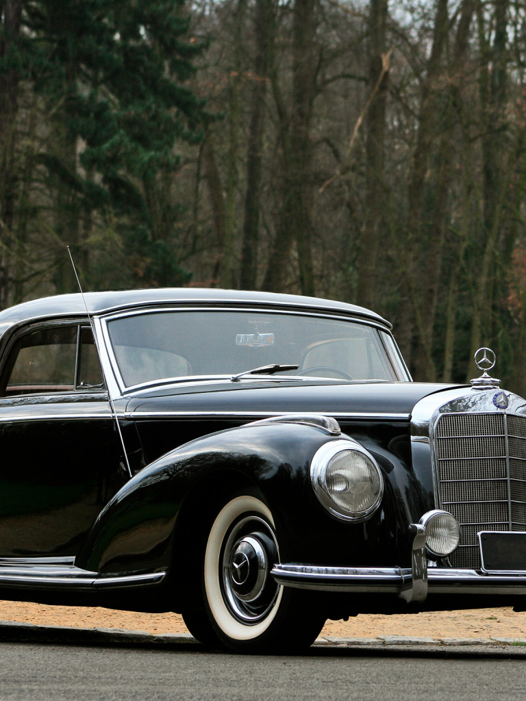 Mercedes-Benz 300S (W188) '1952–55.jpg