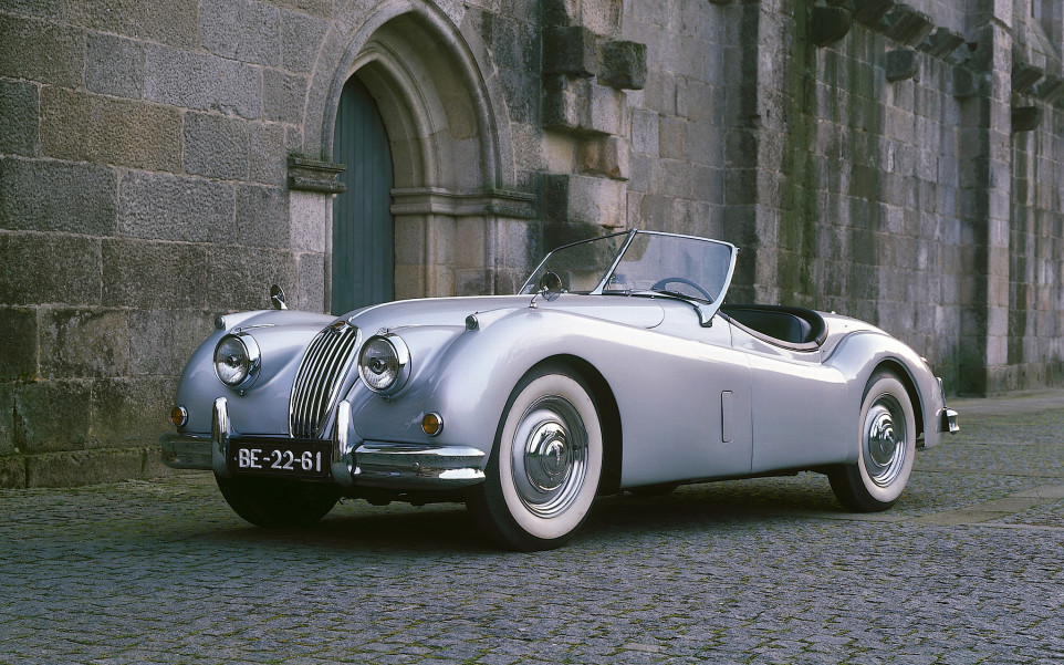 Jaguar XK140 Roadster '1954–57.jpg