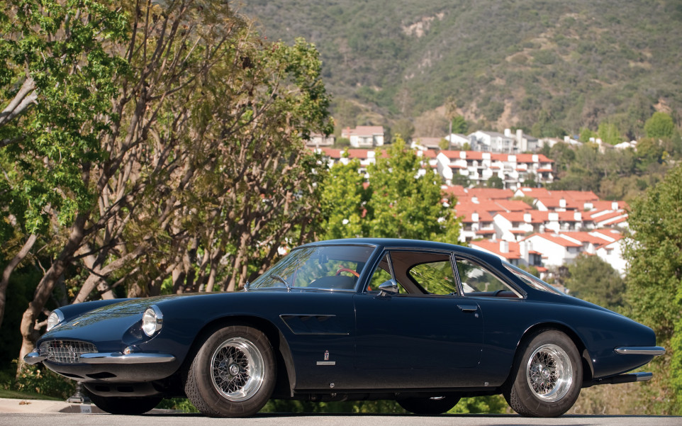 Ferrari 500 Superfast '1964–66 дизайн Pininfarina.jpg