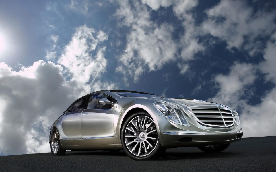 Windows_7_Background_-_Mercedes-Benz.jpg