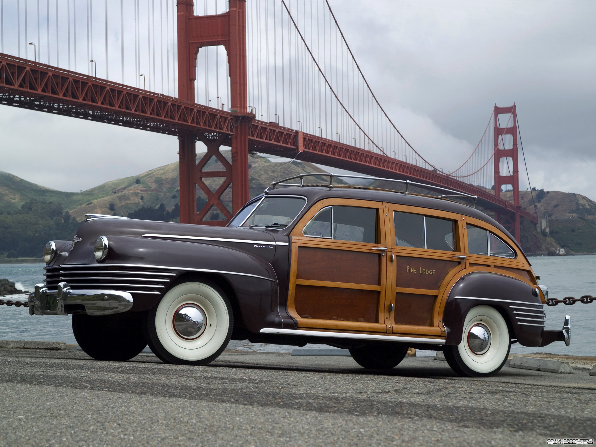 Chrysler Town&Country '1942.jpg