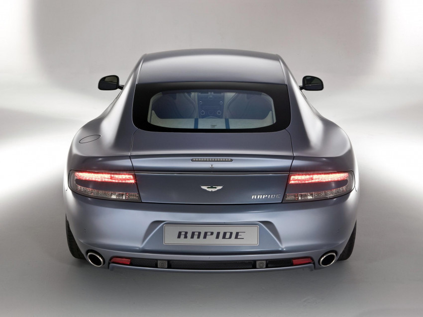 Tapeta Aston Martin Rapide (4).jpg