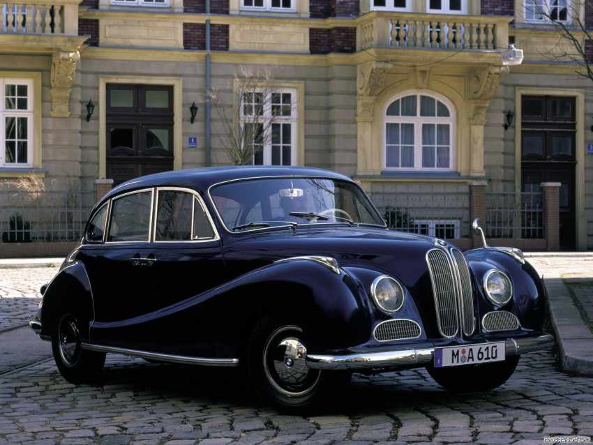 Tapeta BMW 502 3.2 Liter Super '1963–64.jpg