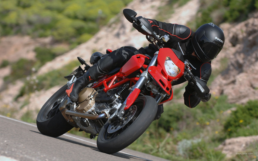 Tapeta Ducati_hypermotard-a_2007_06_1440x900.jpg
