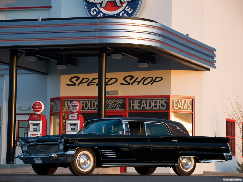 Tapeta Lincoln Continental Mark V Limousine '1960.jpg