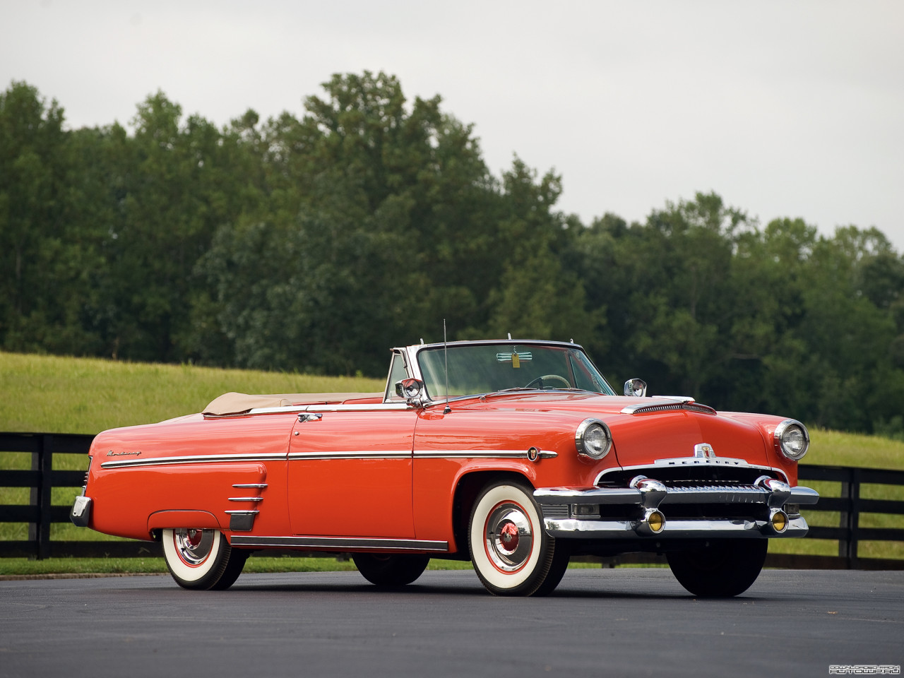 Tapeta Mercury Monterey Convertible '1954.jpg