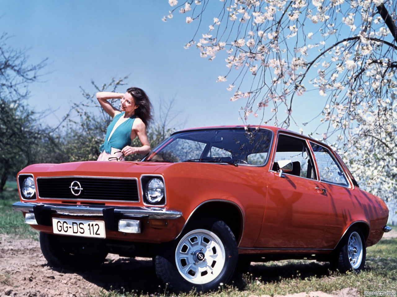 Tapeta Opel Ascona Coupe (A) '1970–75.jpg