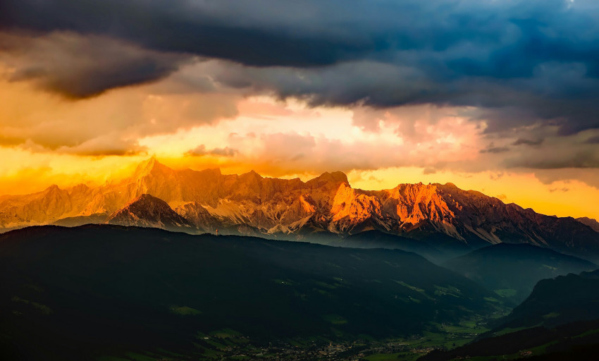 Tapeta Piękne góry w Austrii