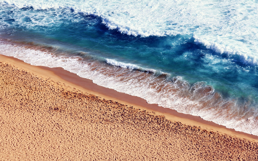 Tapeta Plaża i spienione morze