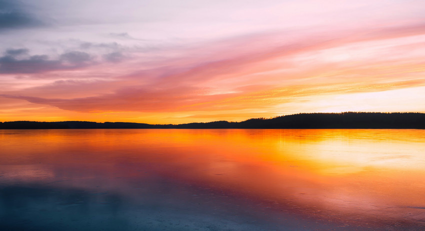 Tapeta Szwecja i zachód słońca nad jeziorem