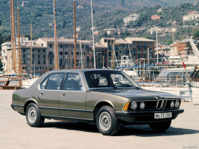 Tapeta BMW 733i (E23) '1977–79.jpg