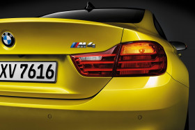 Tapeta BMW M4 Coupe 2015 29